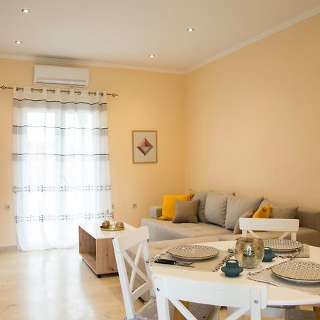 Aurelia Seaside Apartment Kávos Dış mekan fotoğraf